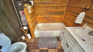 タオル、トイレットペーパー