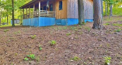 Mossback Outfitters located in Wright City