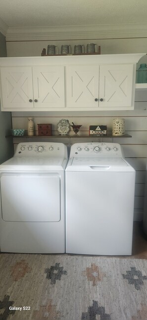 Interior - 3 Bedroom 3 Bath Home in Country Setting (Olmstead)