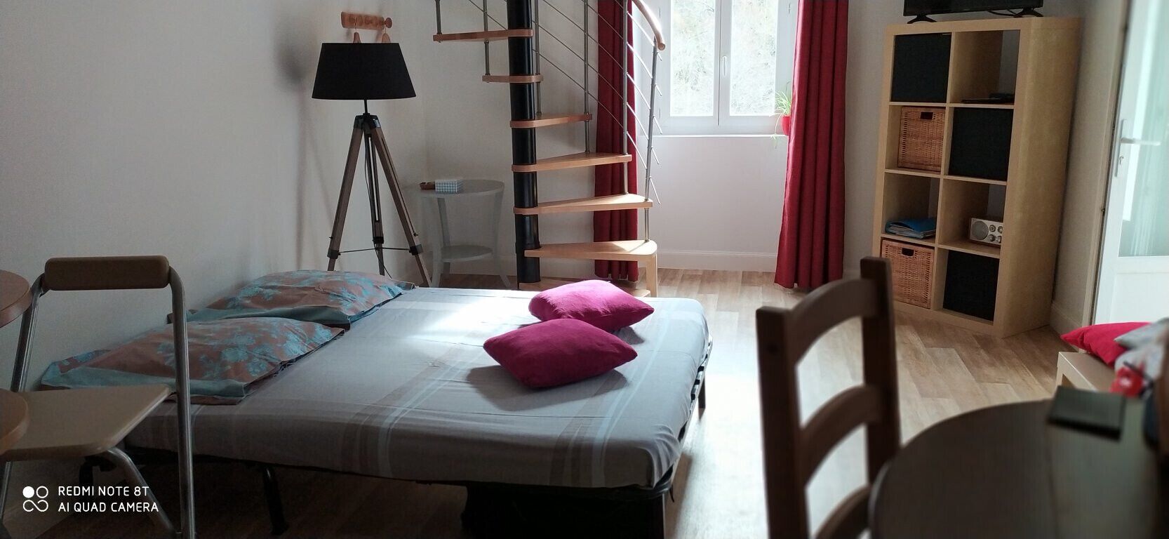 1 camera, ferro/asse da stiro, Wi-Fi, lenzuola