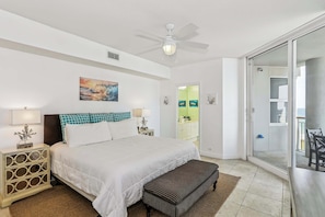 3 bedrooms, iron/ironing board, WiFi, bed sheets - Coco's Cabana (Navarre)