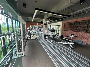 Fitness facility - Big swimming pool garden VILLA pattaya (BANGLAMUNG)