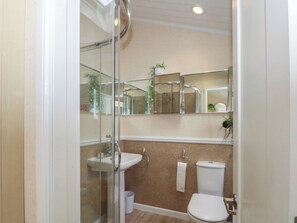 Shower - Labernum (Preston)