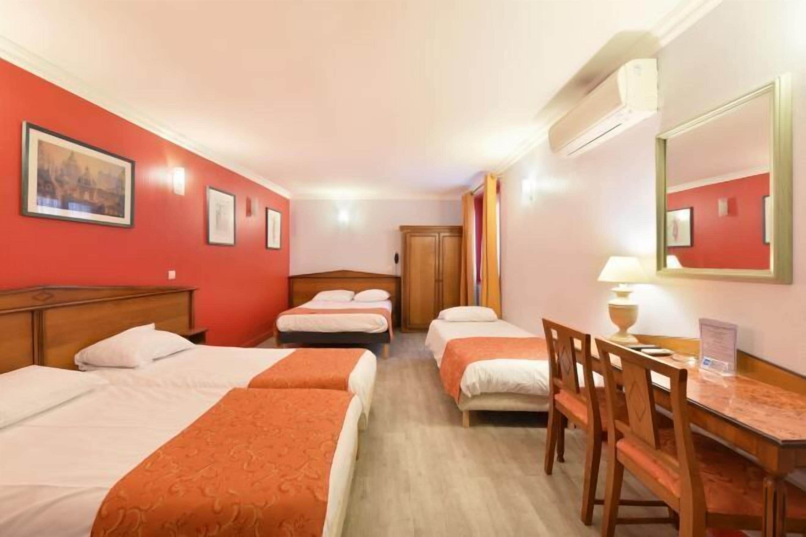 أسرّة أطفال/رضّع