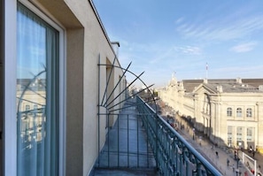 Cots/infant beds - Hotel Richmond Gare du Nord (Paris)