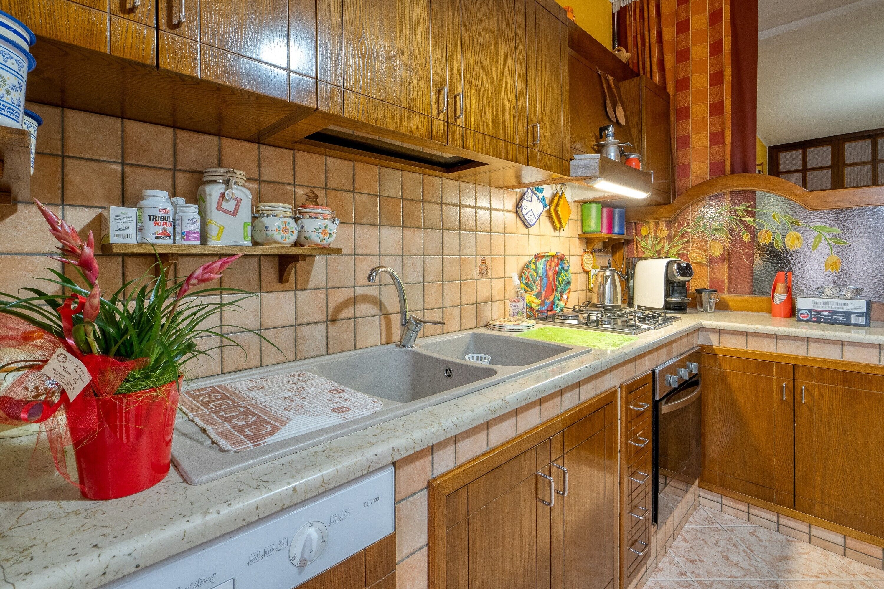 Forno, macchina per tè/caffè