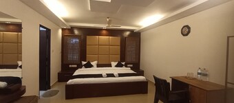 Lavita Sports Villa by NHospitality