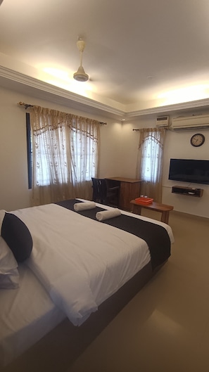 Chambre Double Supérieure, vue jardin | Wi-Fi gratuit