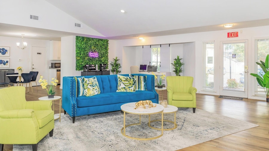 Â Landing Furnished Apartments - DeSoto