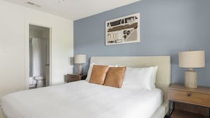 Apartment (2 Bedrooms) | 1 bedroom, individually decorated, individually furnished