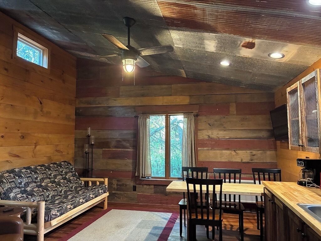 المنش أة من الداخل