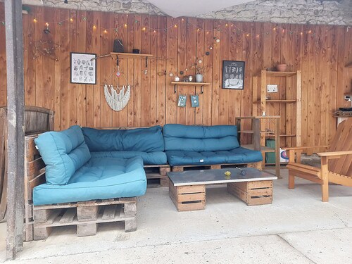 La Family House, spacieuse avec extérieur, jeux enfants, wifi et parking