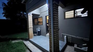 Apartment, 3 Bedrooms, Accessible, Smoking | Property grounds