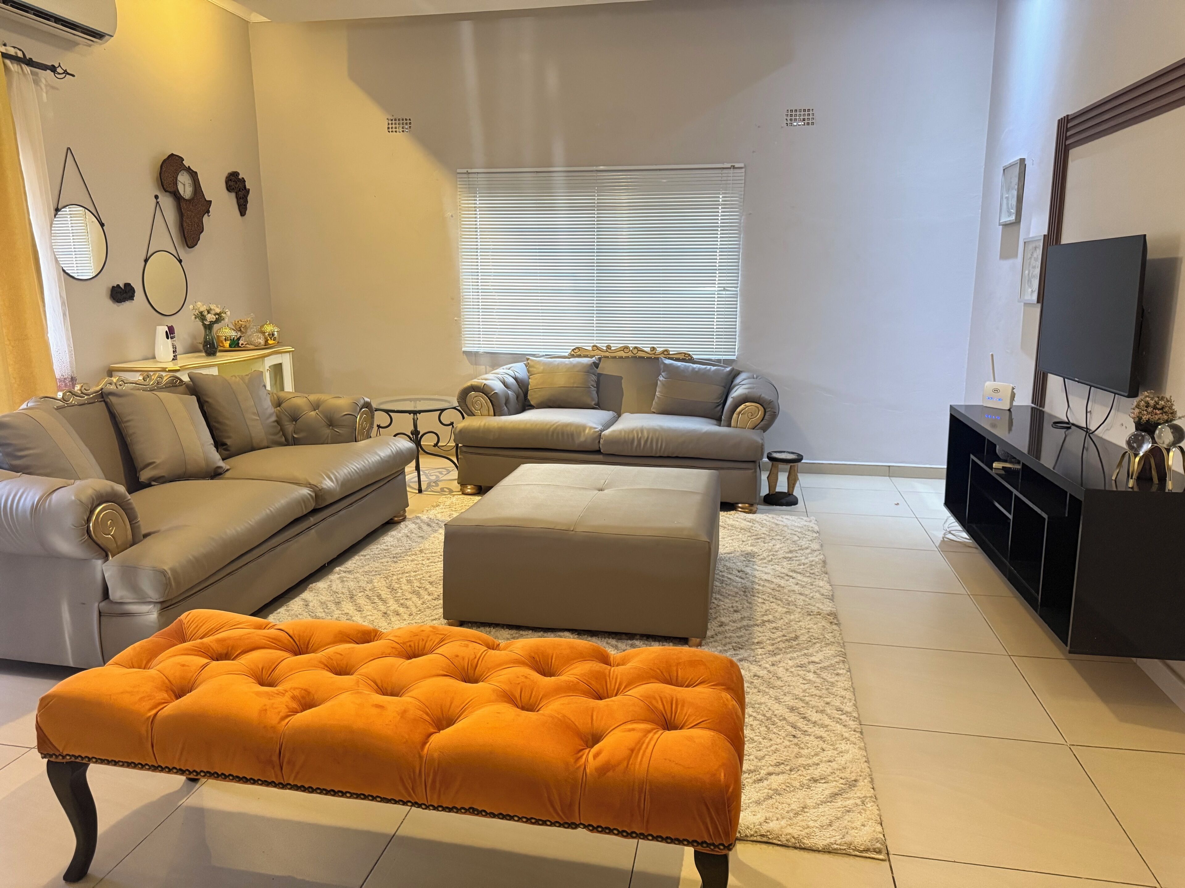 Apartemen, 3 kamar tidur, akses difabel, Boleh Merokok | Ruang keluarga