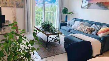 Amazing Apartment in Coral Way | Living area | 42-inch LED TV with digital channels