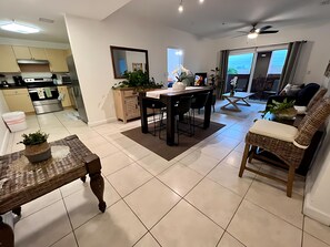 Huoneisto, 2 makuuhuonetta, tupakointi kielletty, parveke | Sisätilat