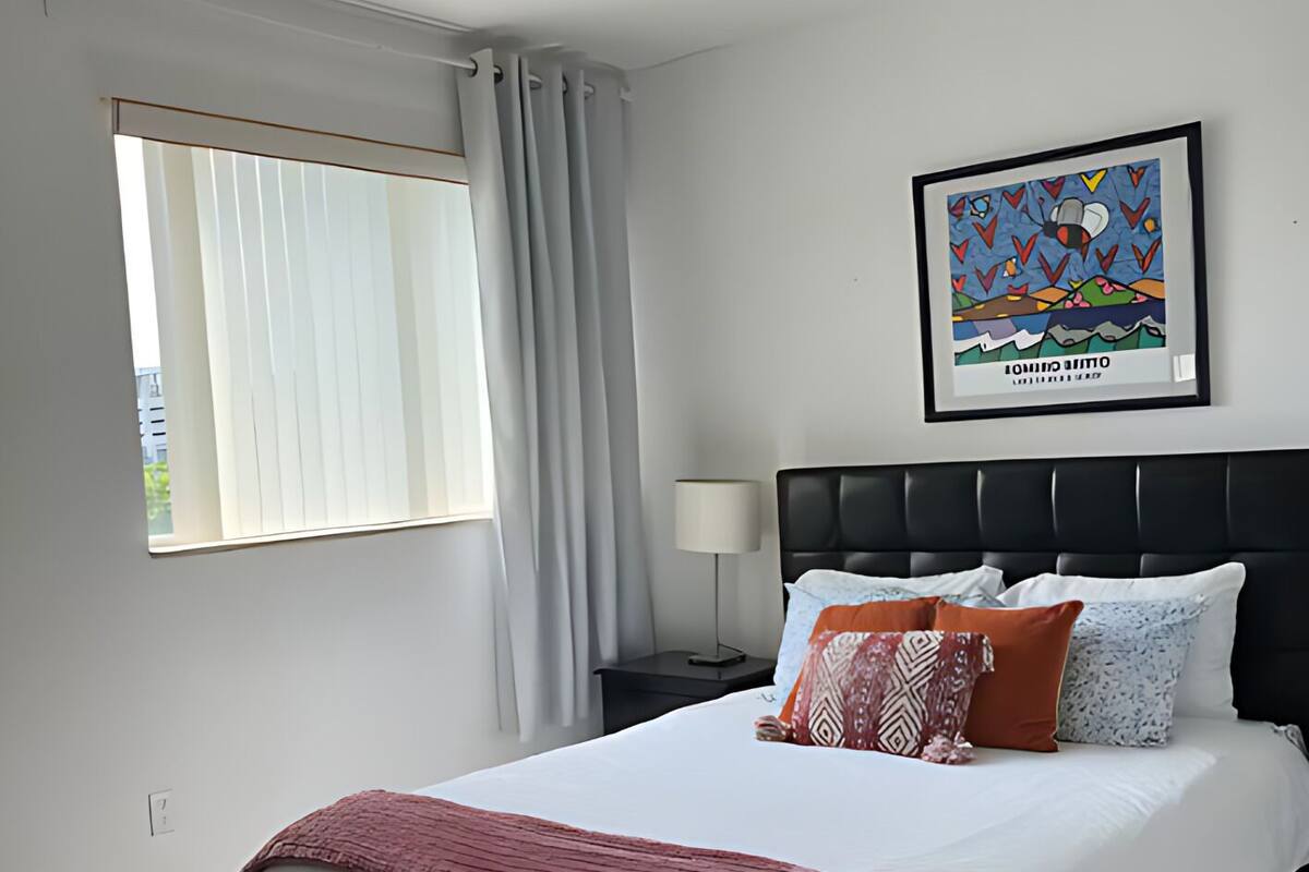 Blackout curtains, iron/ironing board, free WiFi