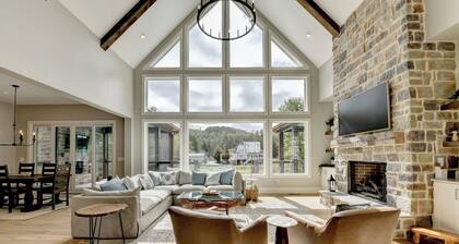 5-bedroom River Retreat on the Toccoa River with hot tub 15 mins from Blue Ridge