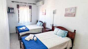 Twin Room | Free WiFi