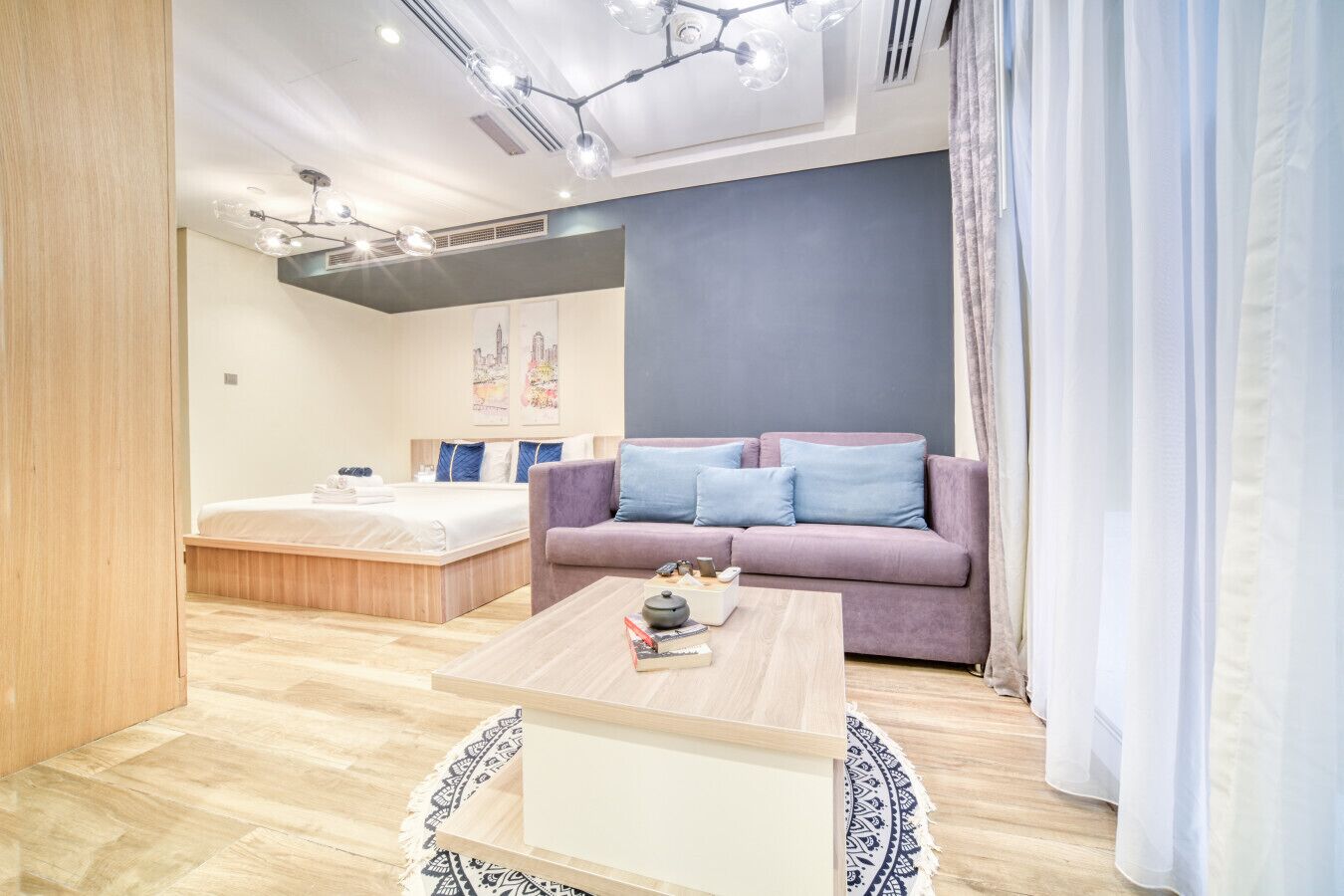 1 dormitorio, tabla de planchar con plancha, wifi y ropa de cama