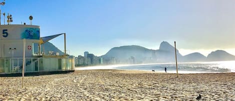 公寓 | 海滩 | 在海滩、白沙、7 间海滩酒吧