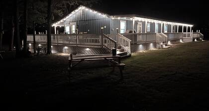 Ravenna Pond Retreat-Your Perfect Texas Getaway