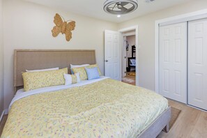 4 bedrooms, iron/ironing board, travel cot, free WiFi