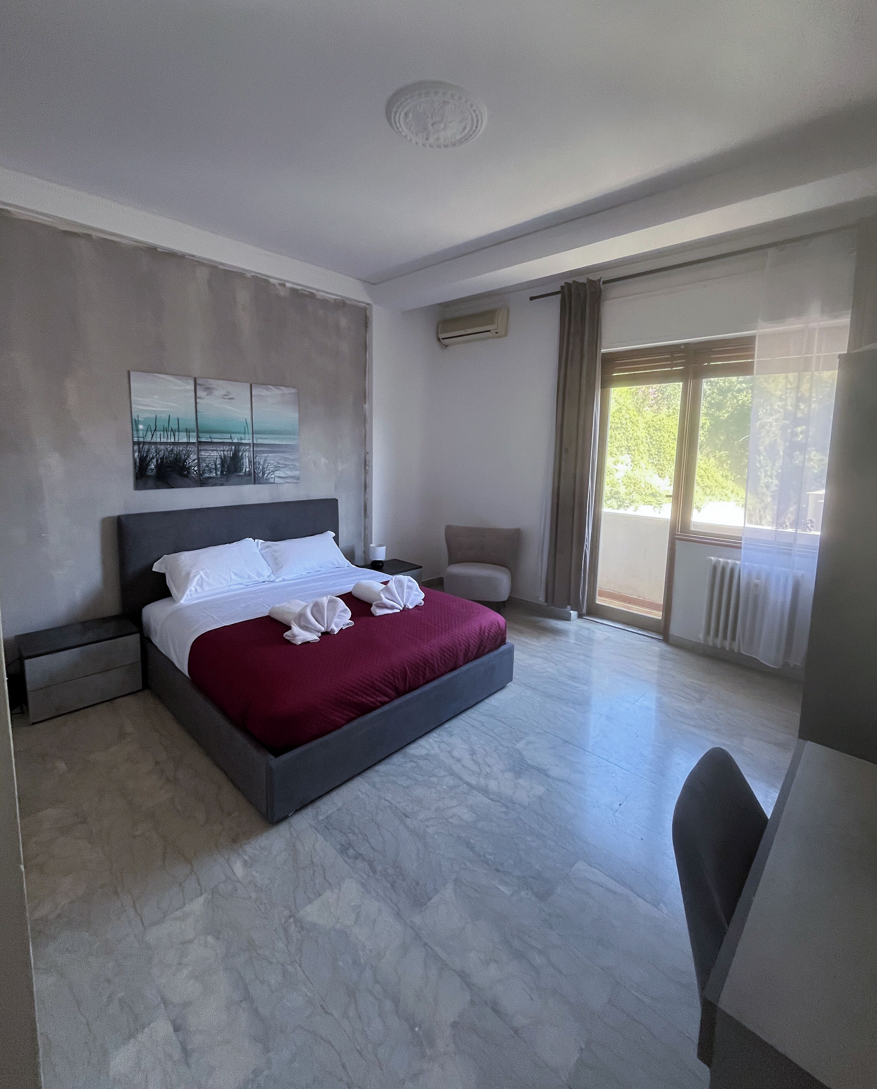 3 bedrooms, iron/ironing board, Internet, bed sheets