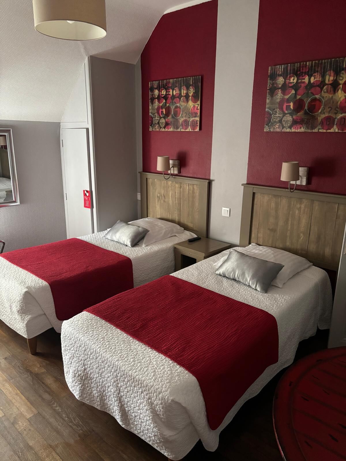 ツインルーム シティビュー | WiFi (無料)