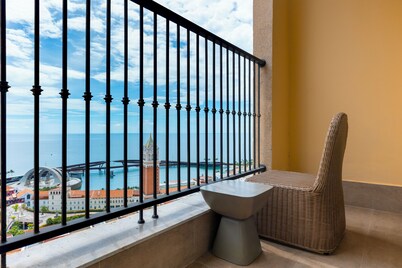 Neptune Grand Apartment Firework View Sunset Town Phu Quoc