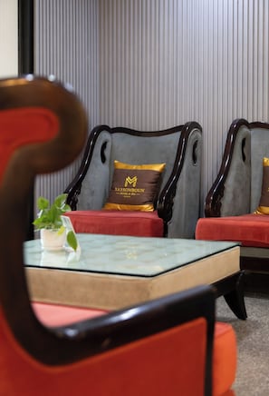Deep-tissue massages, Thai massages, massages