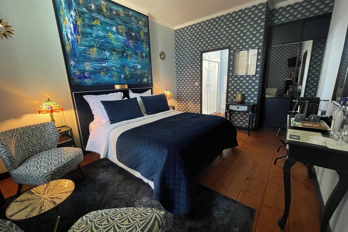 Double Room, Garden View | Laptop workspace, blackout drapes, WiFi (free)