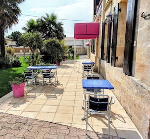 Bar-cafetería