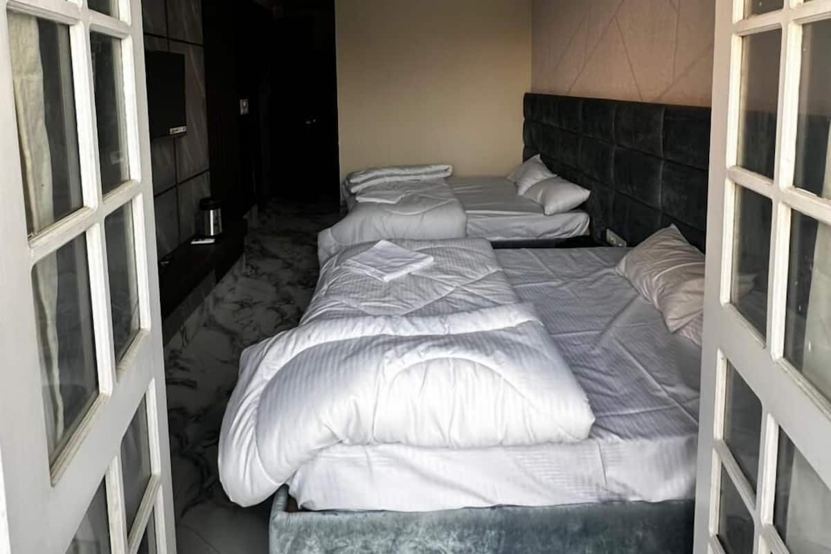 Luxury Double Room, City View | Free WiFi