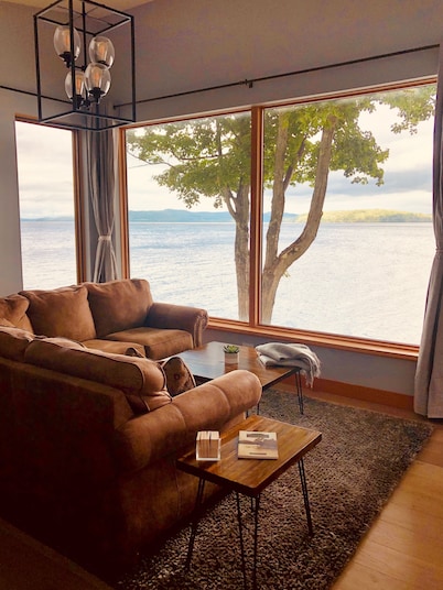 Luxury Waterfront Escape · Kayaks, Private Firepit & Dock on Lake Memphremagog