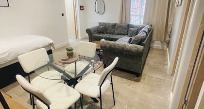 Urban Apartment A beautiful Apartment in the city of burton upon Trent
