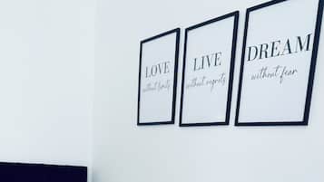 2 bedrooms, WiFi, bed sheets