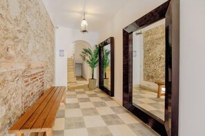 Shower, free toiletries, towels, soap