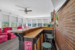 Interior - Retro Style River house in Milton Florida on Beautiful Black Water River.  (Milton)