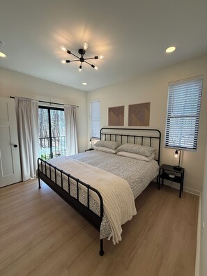 3 chambres, bureau, fer et planche à repasser, Wi-Fi gratuit