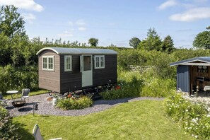 Exterior - Cynefin, New Quay - One Bedroom Cottage, Sleeps 2 (Nanternis)
