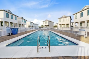 Outdoor pool - By The Beach (Orange Beach)