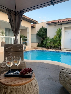 Outdoor pool - Prosper Executive Hotel (Capivari)