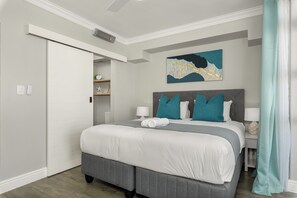 2 bedrooms, in-room safe, iron/ironing board, internet