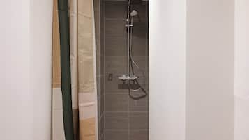 Superior Apartment, City View | Bathroom shower