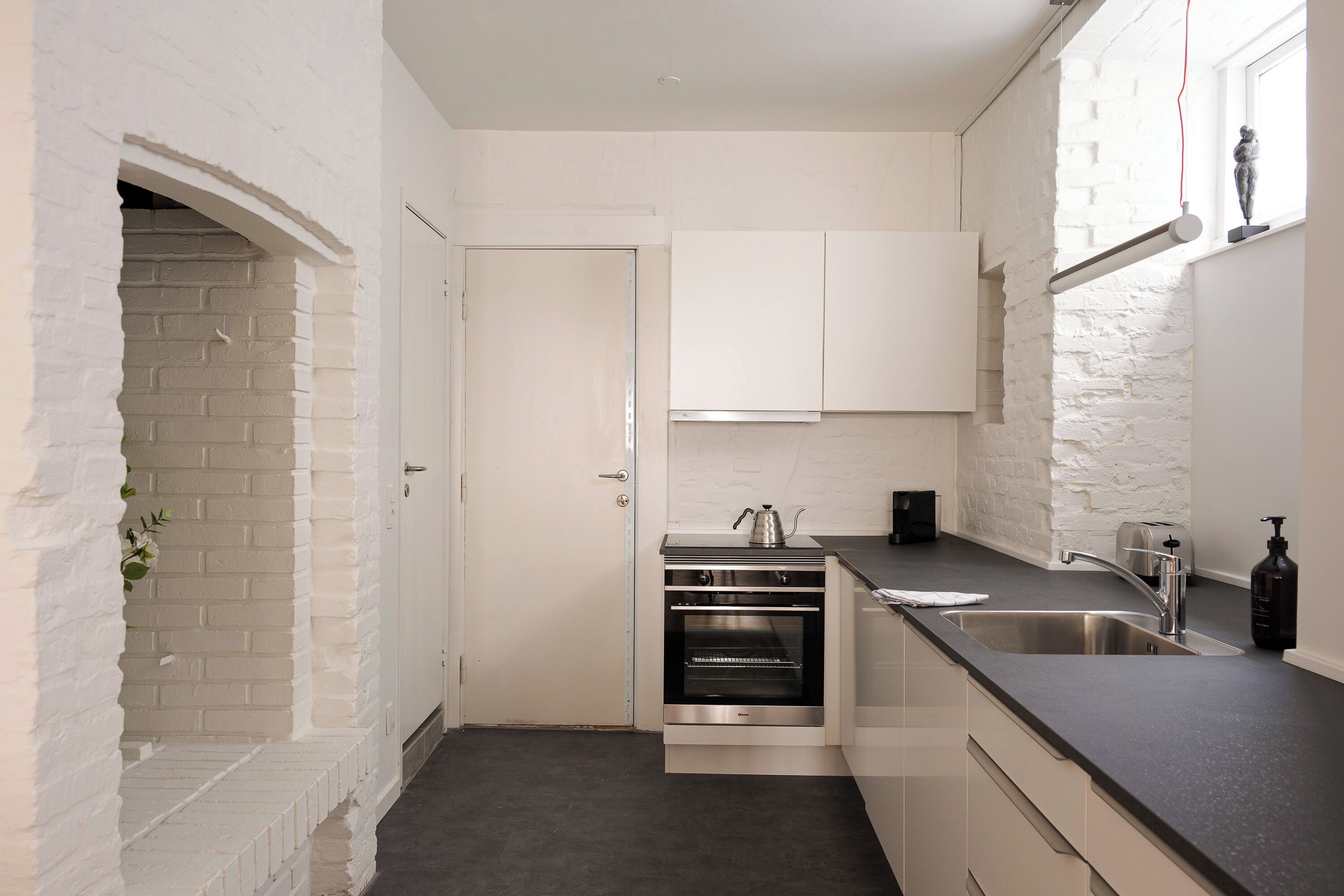 Superior Apartment, City View | Private kitchen