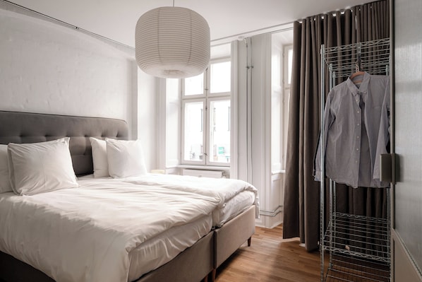 Tabla de planchar con plancha y wifi gratis