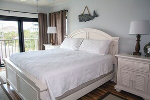 Tabla de planchar con plancha, wifi y ropa de cama 