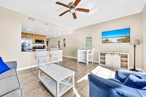Living area - Splash 505e (Panama City Beach)