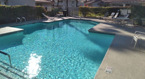 SNOWBIRDS WELCOME to Mesquite Country Club in South Palm Springs..Views...+